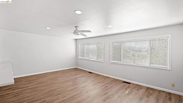 1159 Everett Ct, Concord, CA 94518