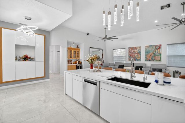 16200 SW 49th Street, Southwest Ranches, FL 33331