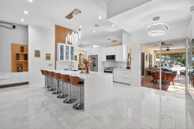 16200 SW 49th Street, Southwest Ranches, FL 33331