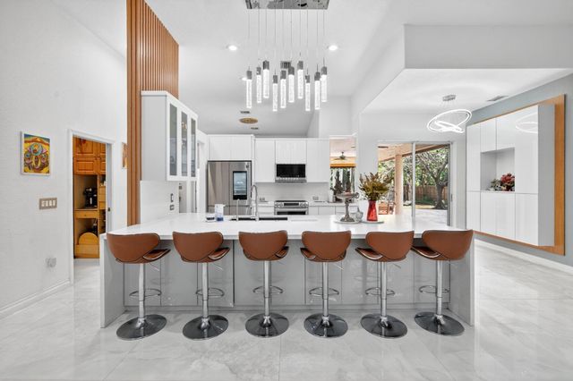 16200 SW 49th Street, Southwest Ranches, FL 33331