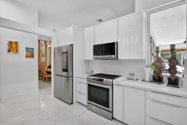 16200 SW 49th Street, Southwest Ranches, FL 33331