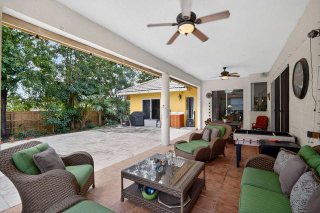 16200 SW 49th Street, Southwest Ranches, FL 33331