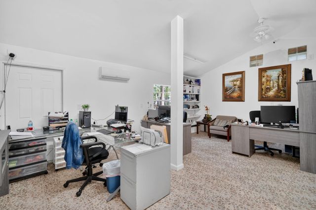 16200 SW 49th Street, Southwest Ranches, FL 33331