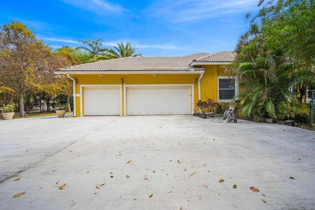 16200 SW 49th Street, Southwest Ranches, FL 33331