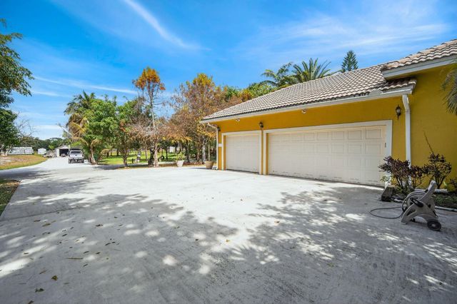 16200 SW 49th Street, Southwest Ranches, FL 33331