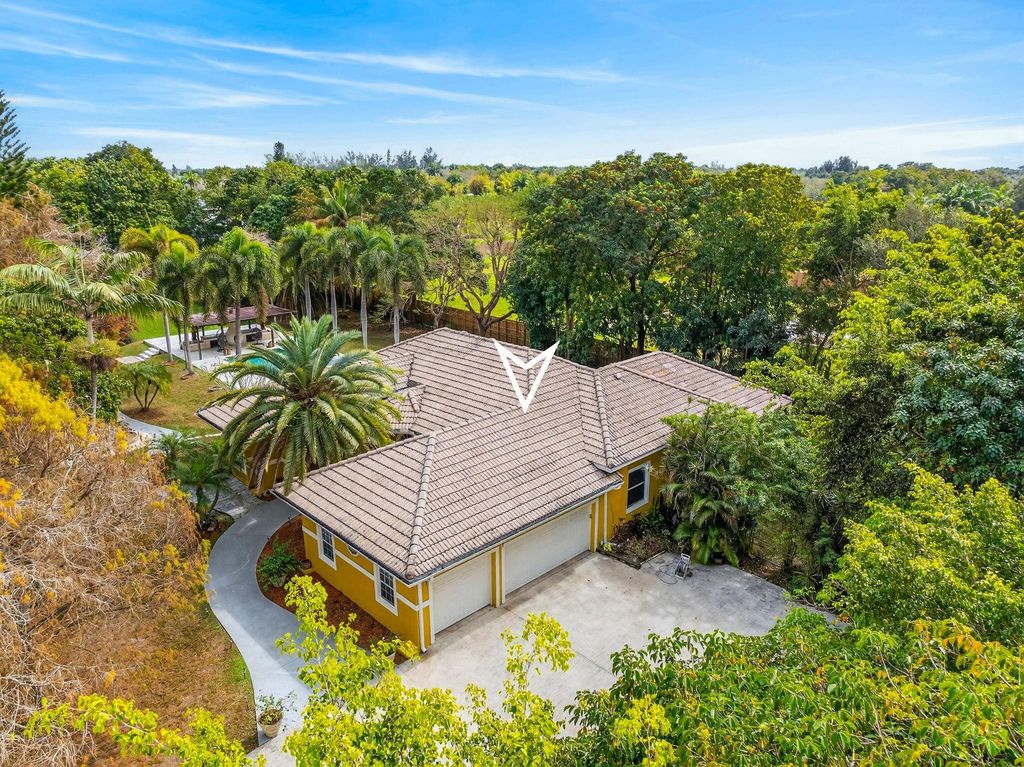 16200 SW 49th Street, Southwest Ranches, FL 33331