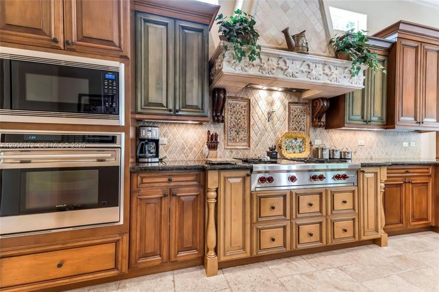 4044 S Ocean Boulevard, Highland Beach, FL 33487