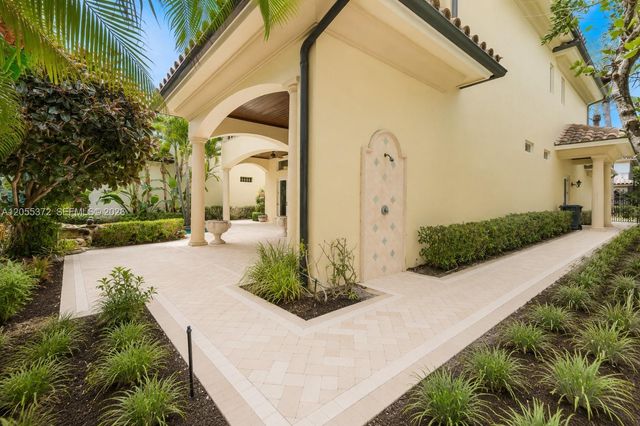 4044 S Ocean Boulevard, Highland Beach, FL 33487