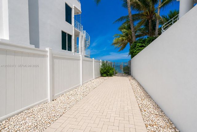 4044 S Ocean Boulevard, Highland Beach, FL 33487