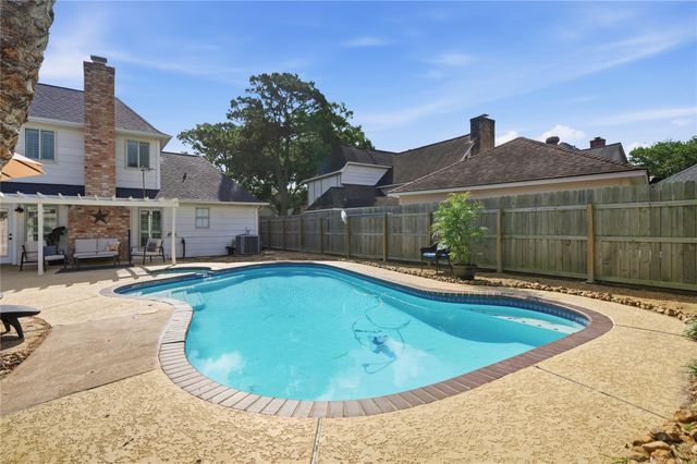 1538 Rustic Knolls Drive, Katy, TX 77450