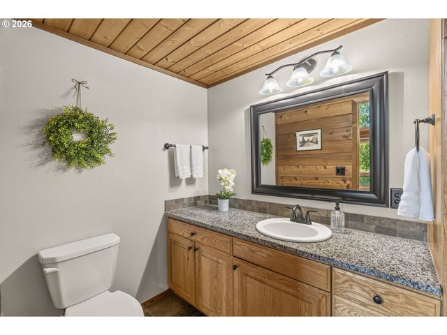 4949 LEWIS RIVER Rd, Woodland, WA 98674