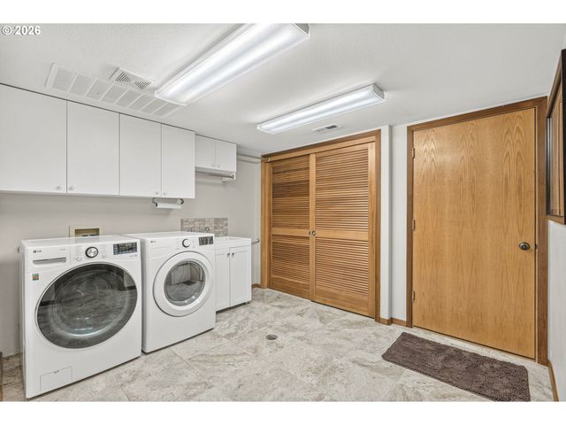 4949 LEWIS RIVER Rd, Woodland, WA 98674