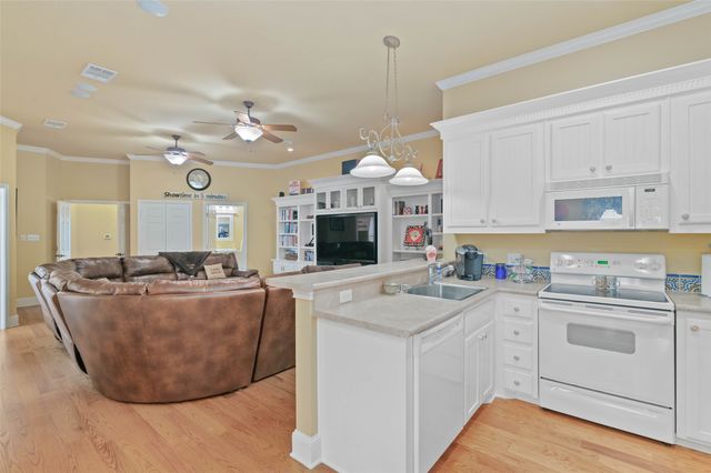 238 E Saint Andrews Drive, Mabank, TX 75156