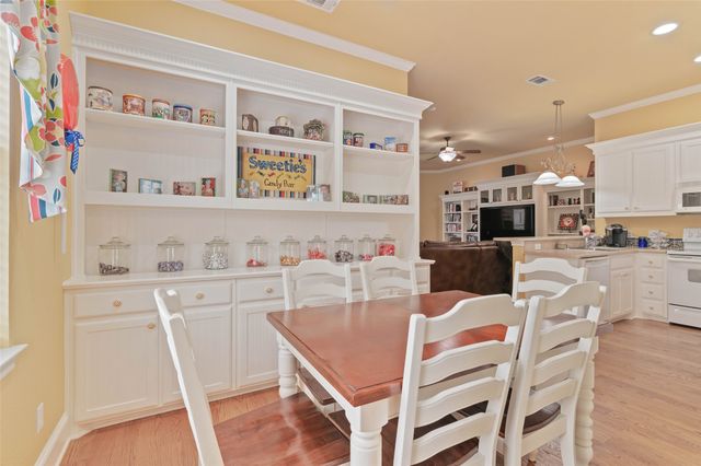 238 E Saint Andrews Drive, Mabank, TX 75156