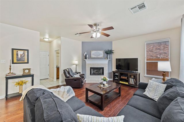 3720 Fossilwood WAY, Round Rock, TX 78681