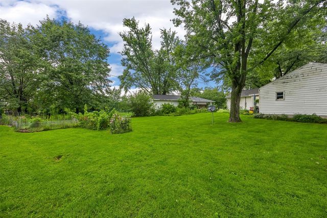 1411 Plum St, Iowa City, IA 52240
