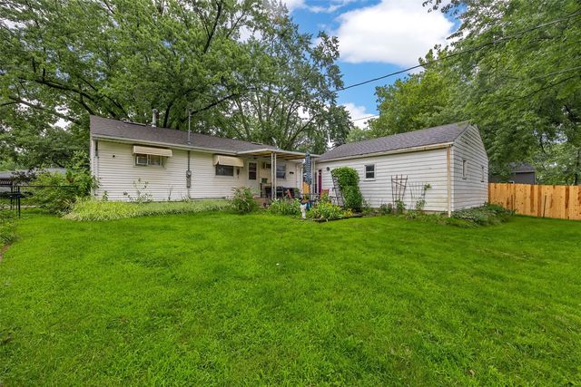 1411 Plum St, Iowa City, IA 52240