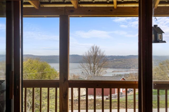 58 Homestead Lane, Kimberling City, MO 65686