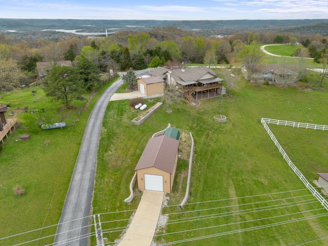 58 Homestead Lane, Kimberling City, MO 65686
