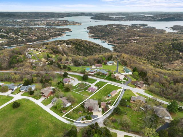 58 Homestead Lane, Kimberling City, MO 65686