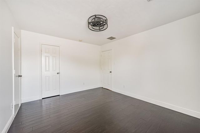 8330 Kerrington Glen Drive, Cypress, TX 77433