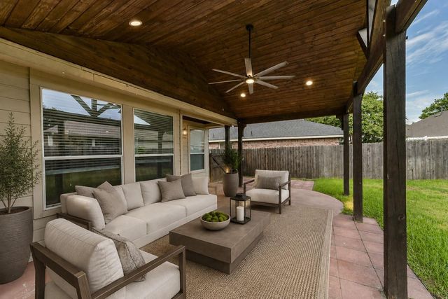 8330 Kerrington Glen Drive, Cypress, TX 77433