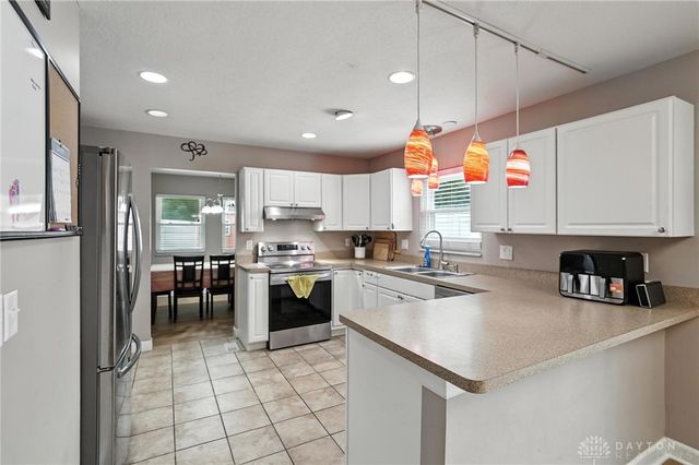4984 Sweetleaf Drive, Dayton, OH 45424