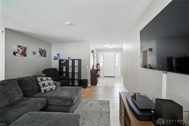 4984 Sweetleaf Drive, Dayton, OH 45424