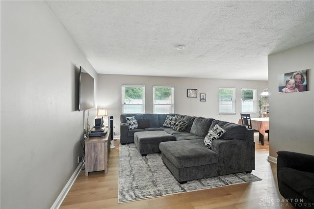 4984 Sweetleaf Drive, Dayton, OH 45424