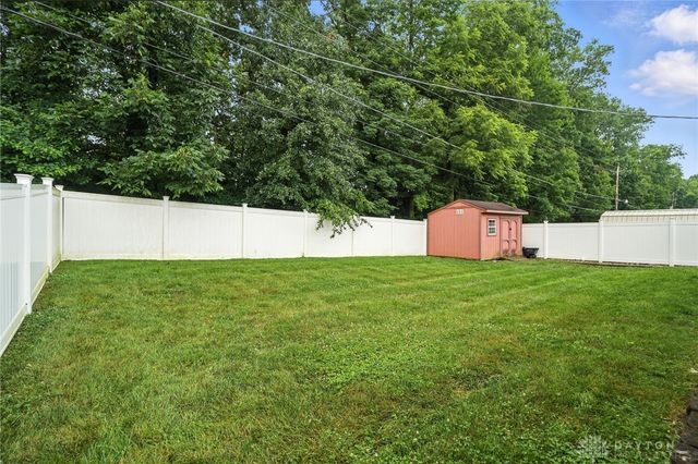 4984 Sweetleaf Drive, Dayton, OH 45424