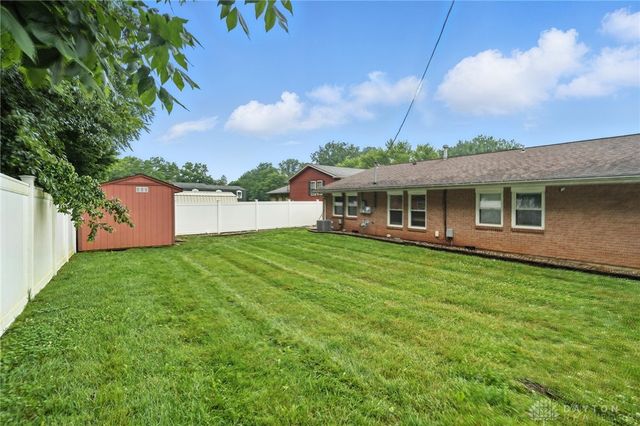 4984 Sweetleaf Drive, Dayton, OH 45424
