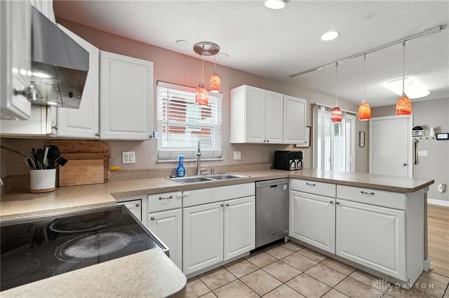 4984 Sweetleaf Drive, Dayton, OH 45424