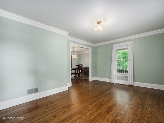 2080 Clearwater Way, Elgin, IL 60123