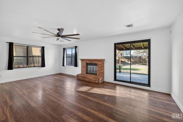 4320 Milo Avenue, Bakersfield, CA 93313