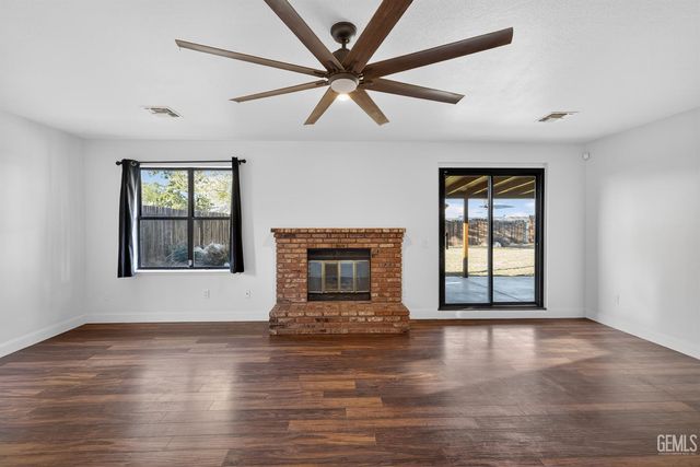 4320 Milo Avenue, Bakersfield, CA 93313