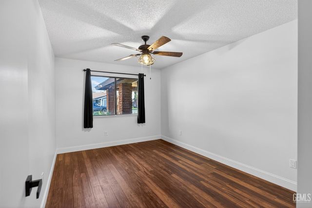 4320 Milo Avenue, Bakersfield, CA 93313