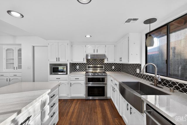 4320 Milo Avenue, Bakersfield, CA 93313