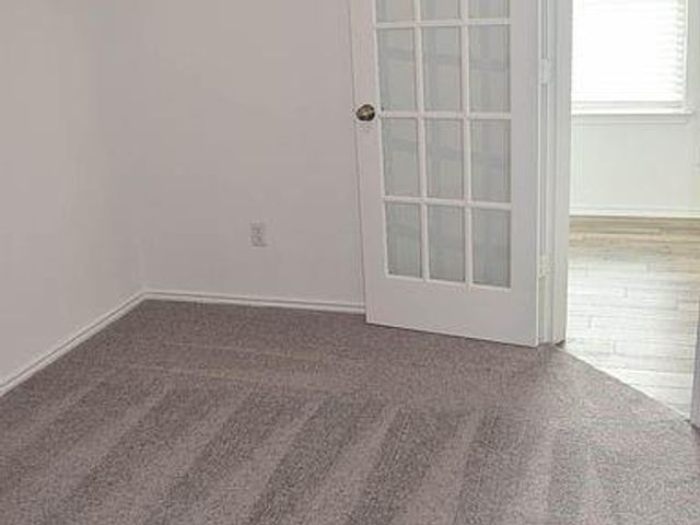 217 English Oak ST, Georgetown, TX 78626