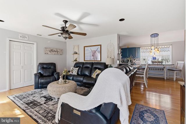 110 DOLLMORE AVE, Waretown, NJ 08758