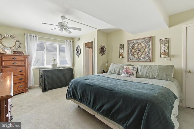 110 DOLLMORE AVE, Waretown, NJ 08758