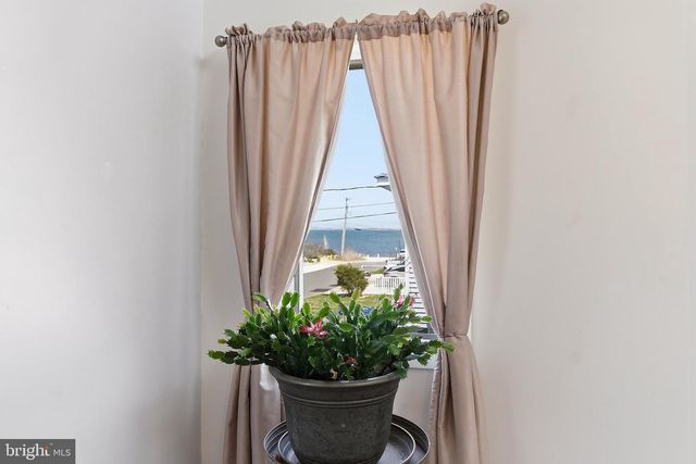 110 DOLLMORE AVE, Waretown, NJ 08758