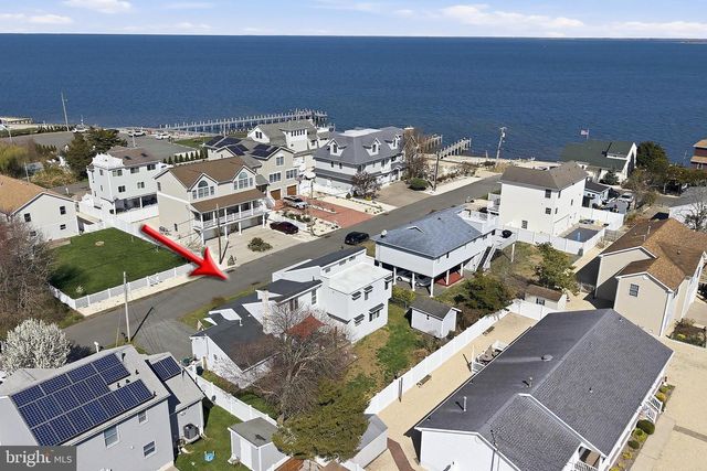 110 DOLLMORE AVE, Waretown, NJ 08758