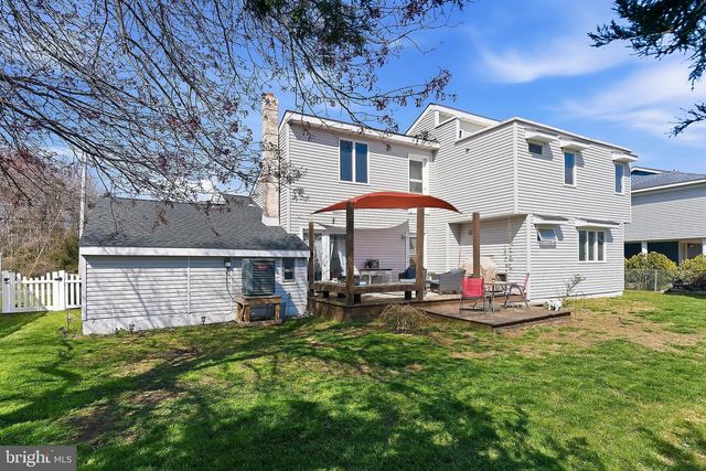 110 DOLLMORE AVE, Waretown, NJ 08758