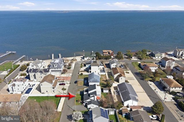 110 DOLLMORE AVE, Waretown, NJ 08758