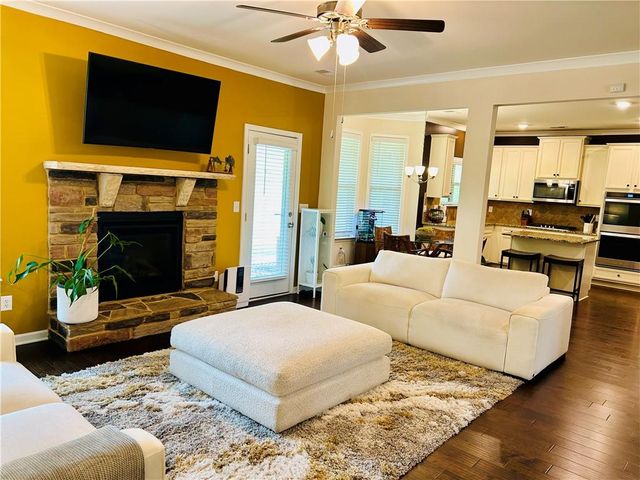 330 Darien Drive, Senoia, GA 30276