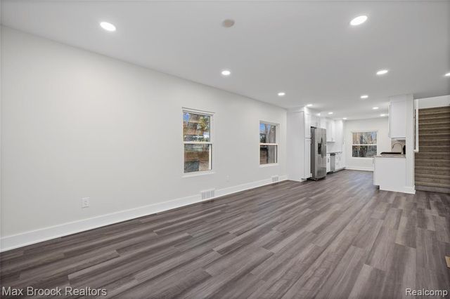 17348 Hilton Street, Southfield, MI 48075