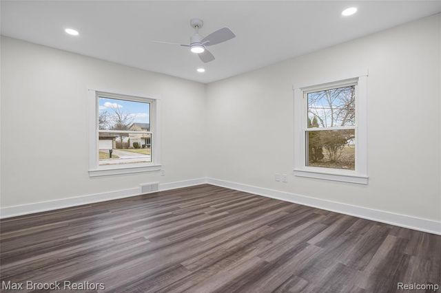17348 Hilton Street, Southfield, MI 48075
