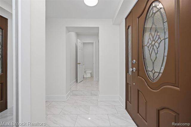 17348 Hilton Street, Southfield, MI 48075