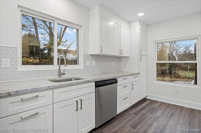 17348 Hilton Street, Southfield, MI 48075