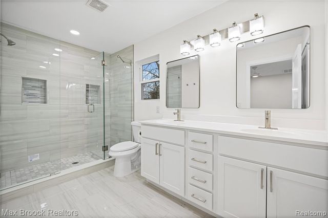 17348 Hilton Street, Southfield, MI 48075